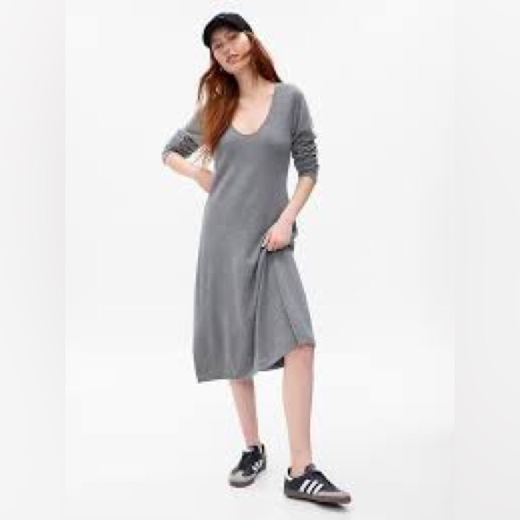 NWT $90 GAP LS CashSoft V-Neck Midi Dress Navy - Med Tall - Picture 10 of 10